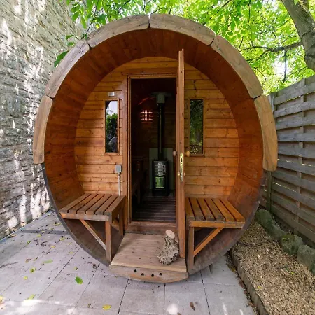 Luxurious In Melreux-hotton With Sauna